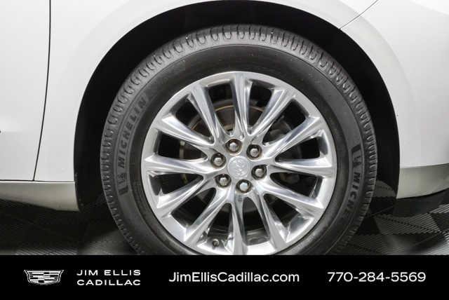 Used 2018 Buick Enclave Premium w/ Experience Buick Package FWD image 36
