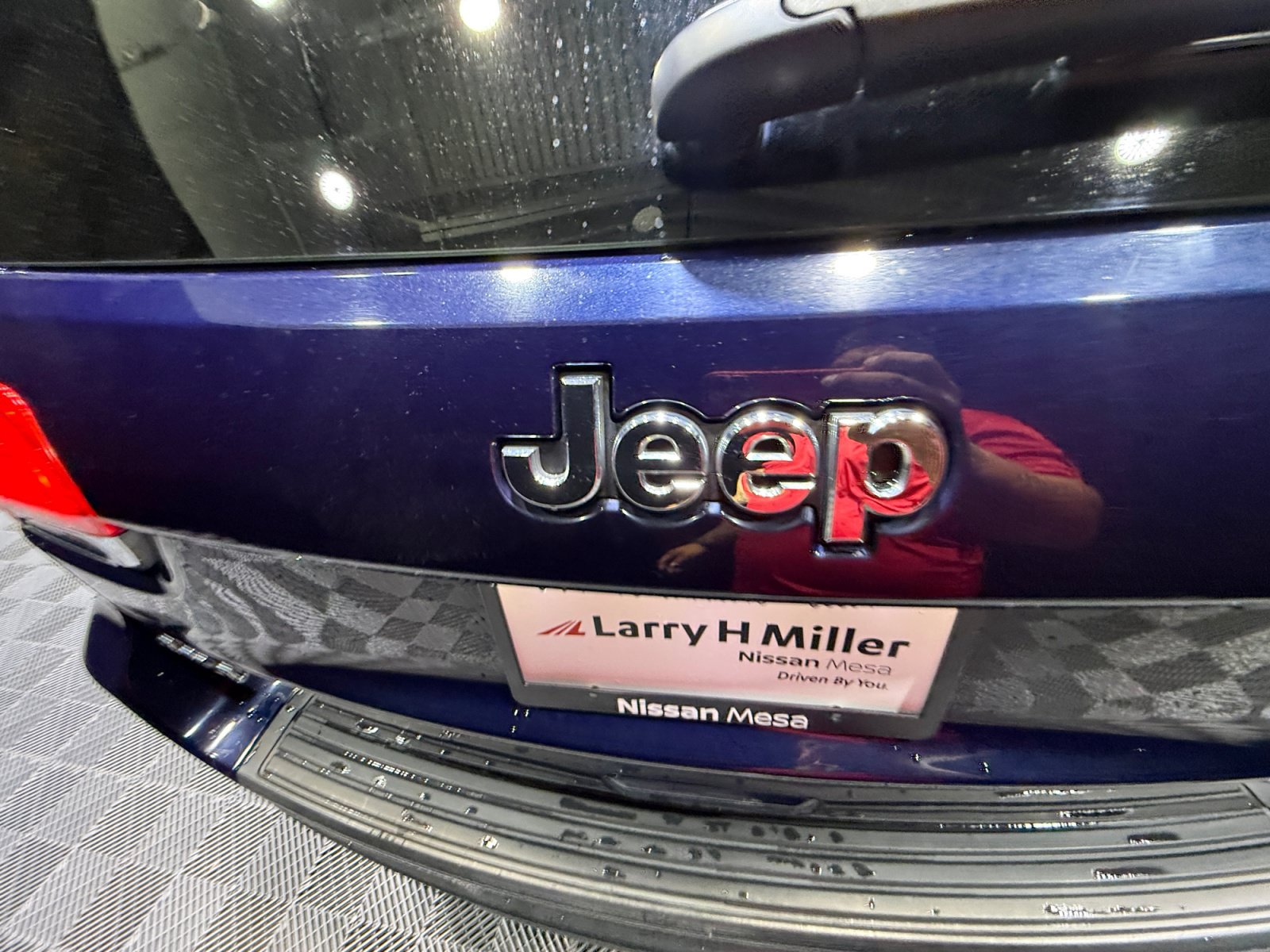 Used 2017 Jeep Grand Cherokee Laredo w/ Quick Order Package 23E AWD/4WD image 23