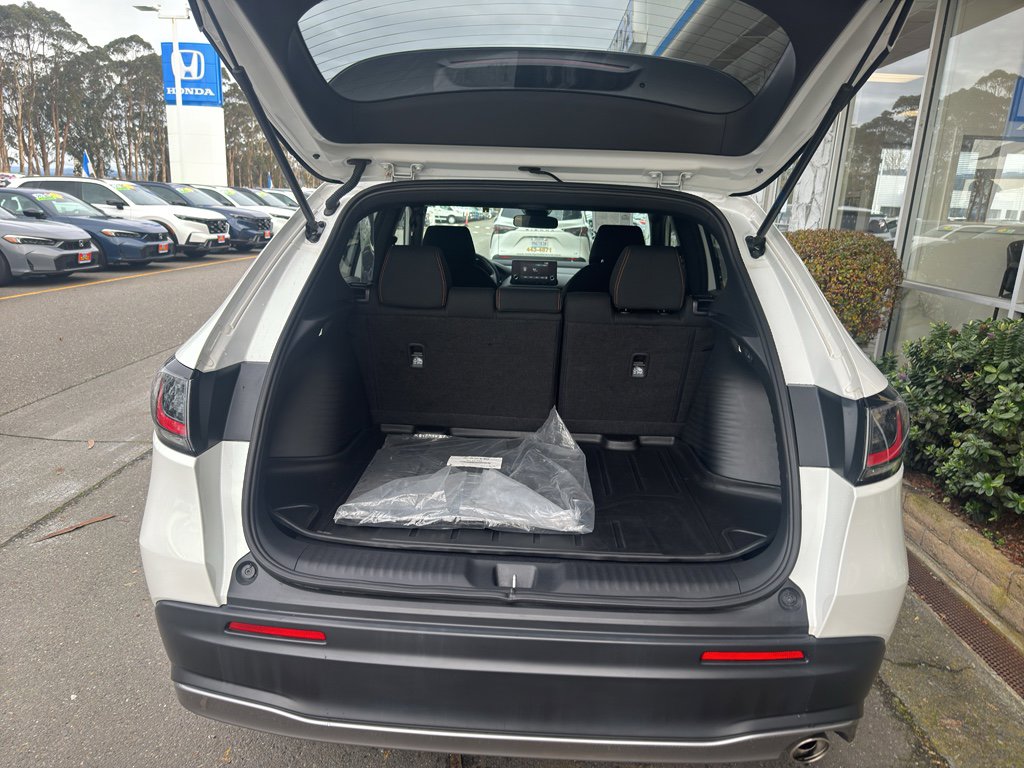 Used 2024 Honda HR-V Sport image 13