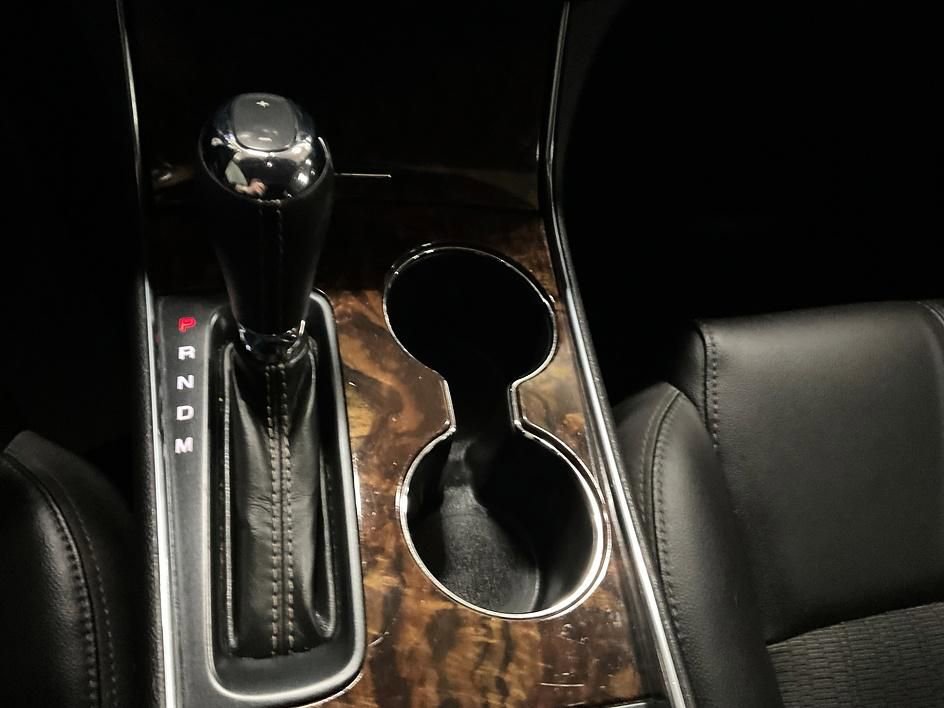 Used 2015 Chevrolet Impala LT w/ Convenience Package image 22