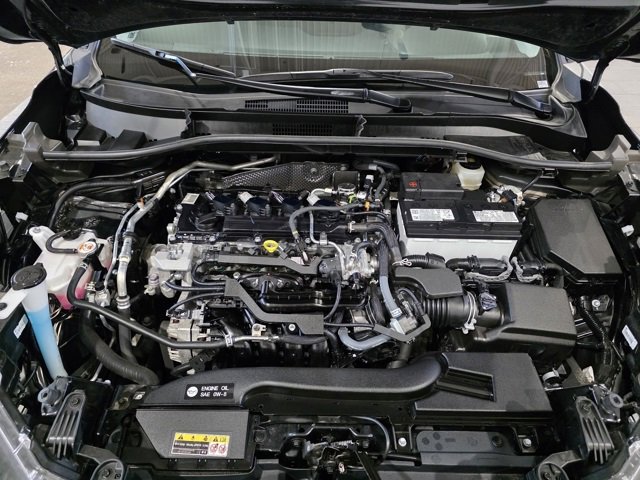 Used 2025 Toyota Corolla Cross XLE image 26