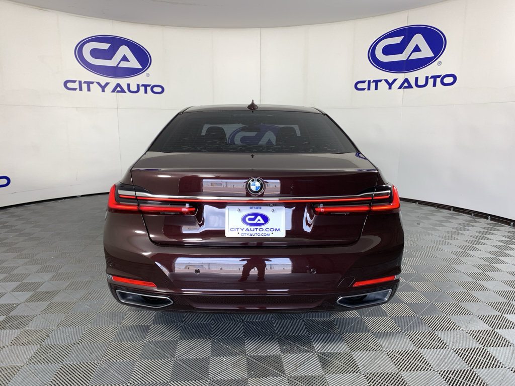Used 2020 BMW 740i RWD image 4