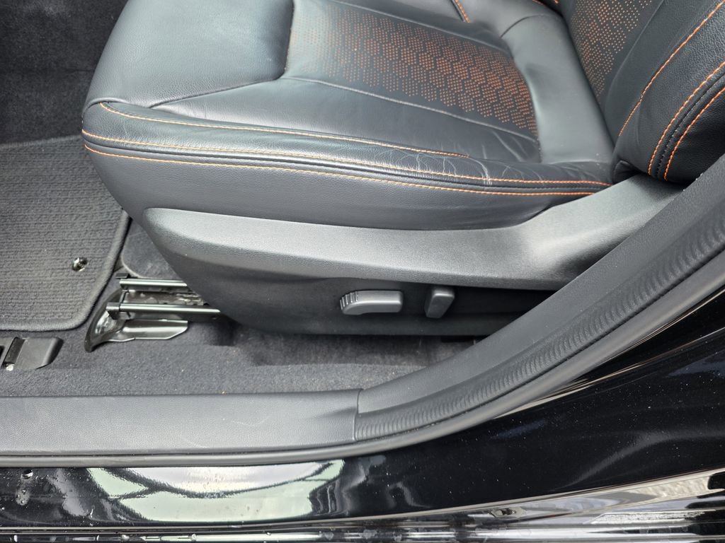 Used 2023 Subaru Crosstrek 2.5i Limited w/ Moonroof Package AWD/4WD image 17