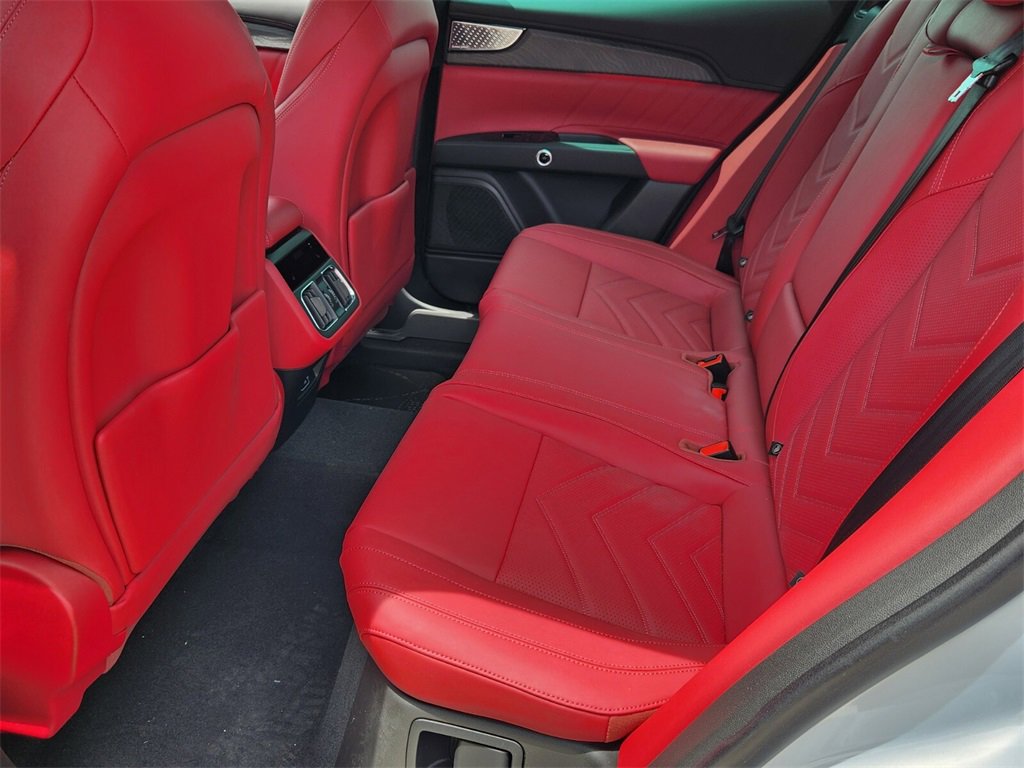 New 2025 Maserati Grecale Modena image 7