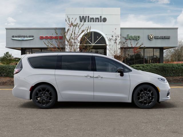 New 2026 Chrysler Pacifica Select image 21