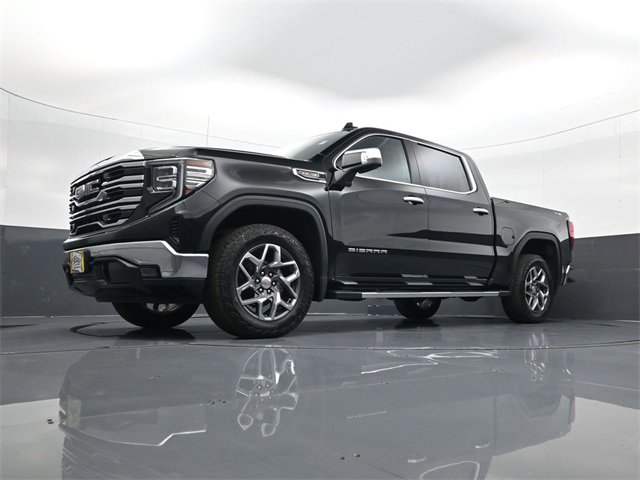 Used 2023 GMC Sierra 1500 SLT w/ SLT Premium Package image 21