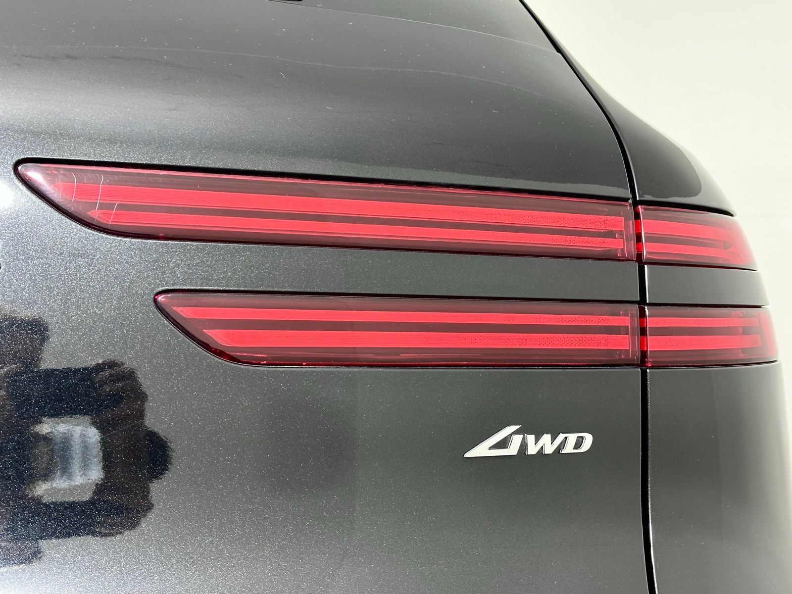 Used 2022 Genesis GV70 2.5T w/ Select Package image 13