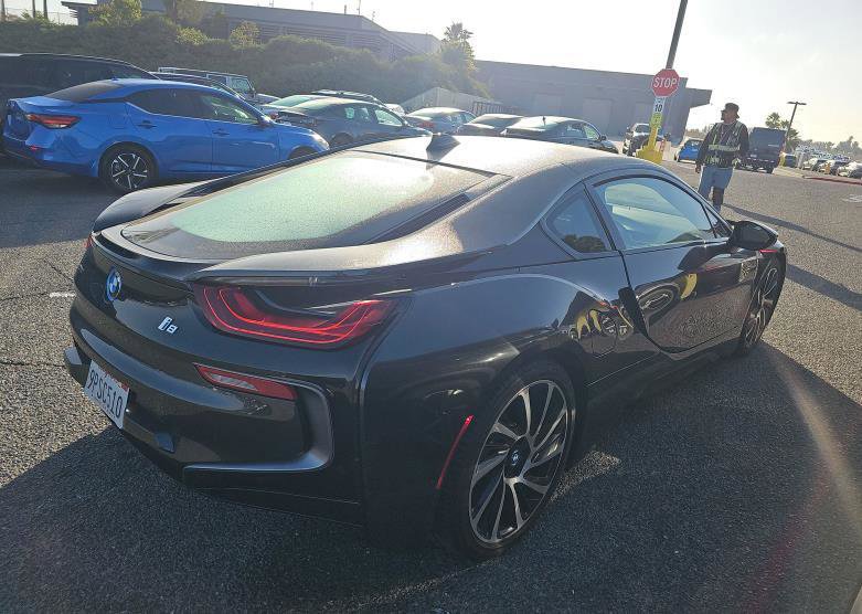 Used 2015 BMW i8 AWD/4WD image 4