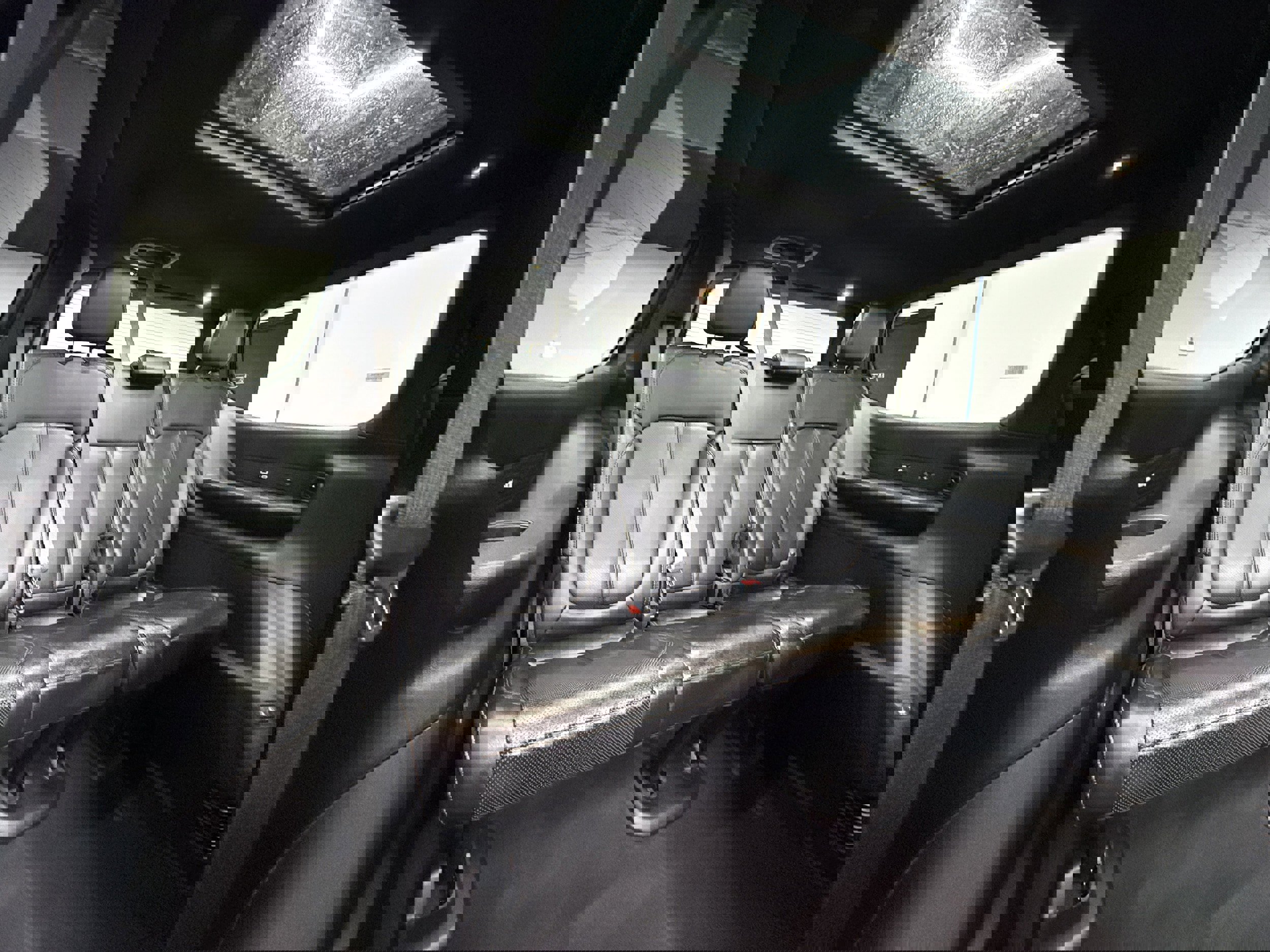 Used 2024 Jeep Wagoneer Series II image 30