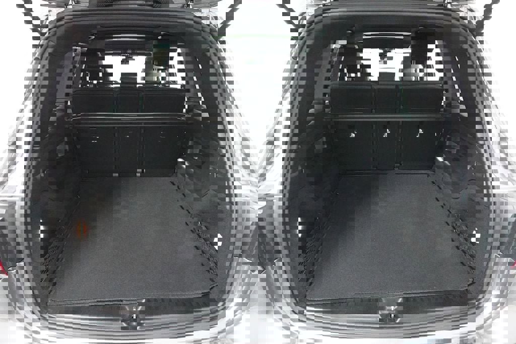 Used 2023 Mercedes-Benz EQB 300 4MATIC w/ Exclusive Package image 29