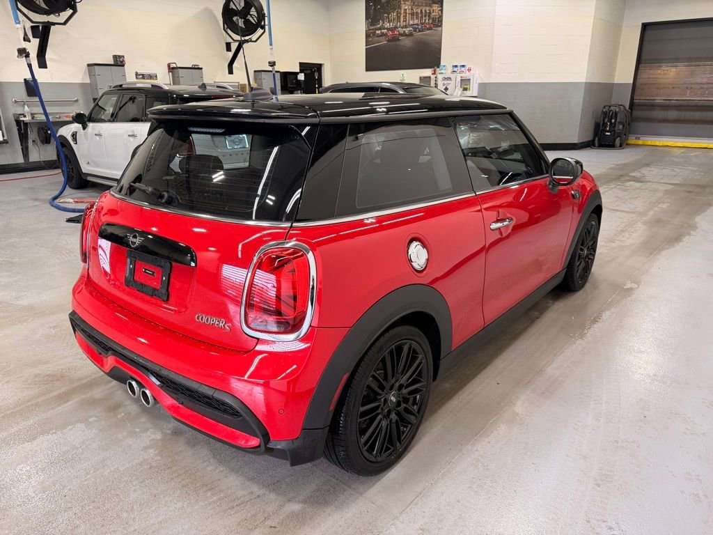 Certified 2024 MINI Cooper S image 5