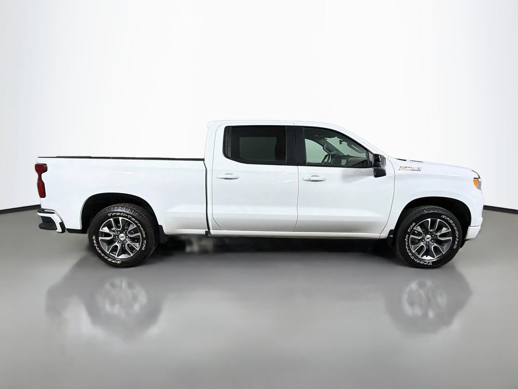 Used 2024 Chevrolet Silverado 1500 RST AWD/4WD image 5