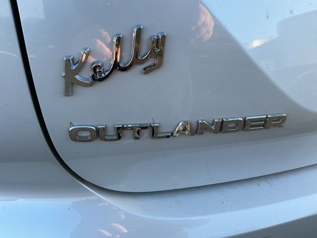 Used 2022 Mitsubishi Outlander SEL image 30