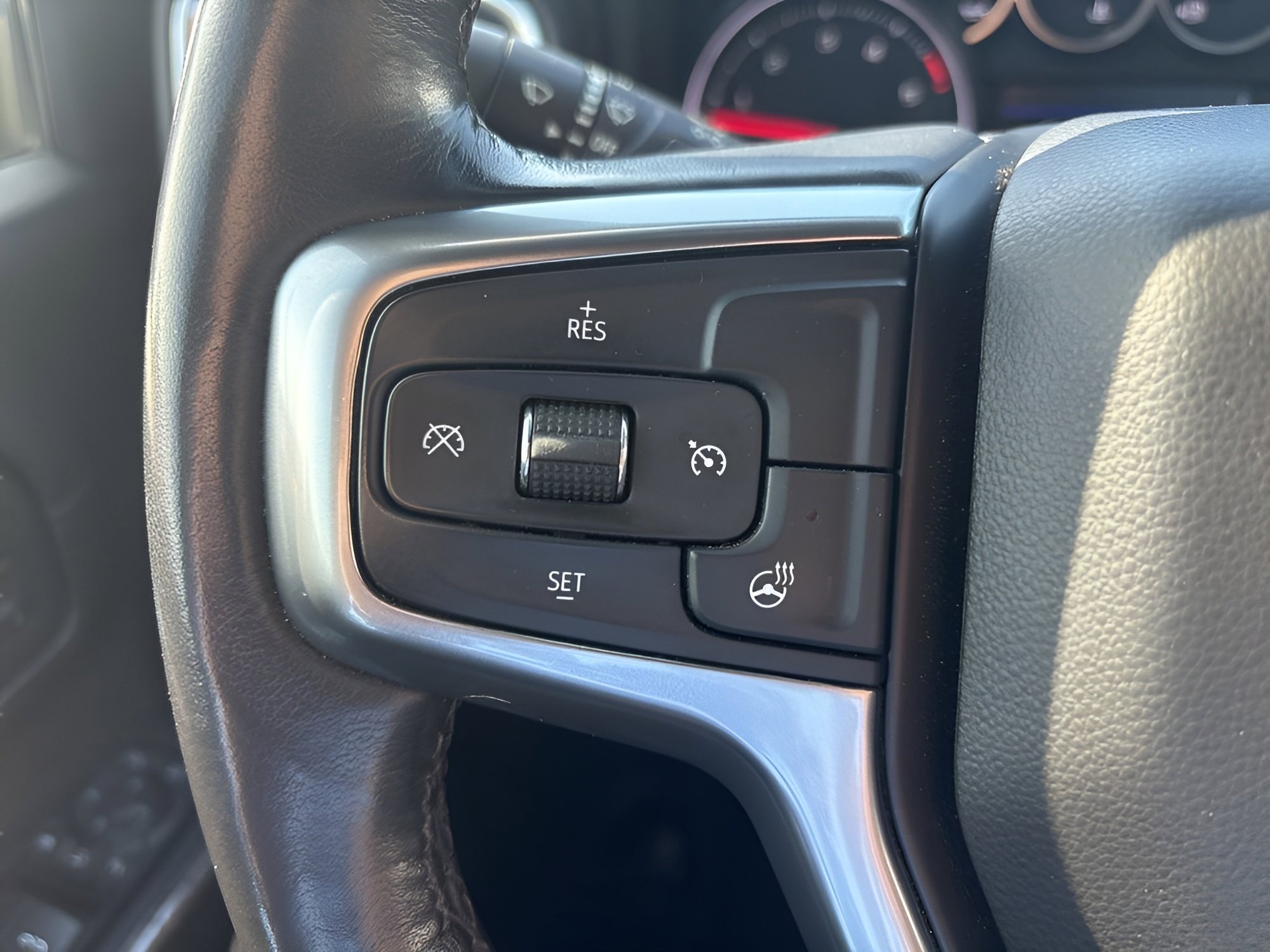 Used 2022 Chevrolet Silverado 3500 LTZ w/ LTZ Convenience Package image 19