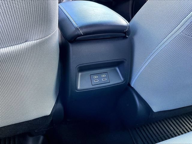 Used 2023 Toyota Corolla SE w/ SE Premium Package FWD image 28