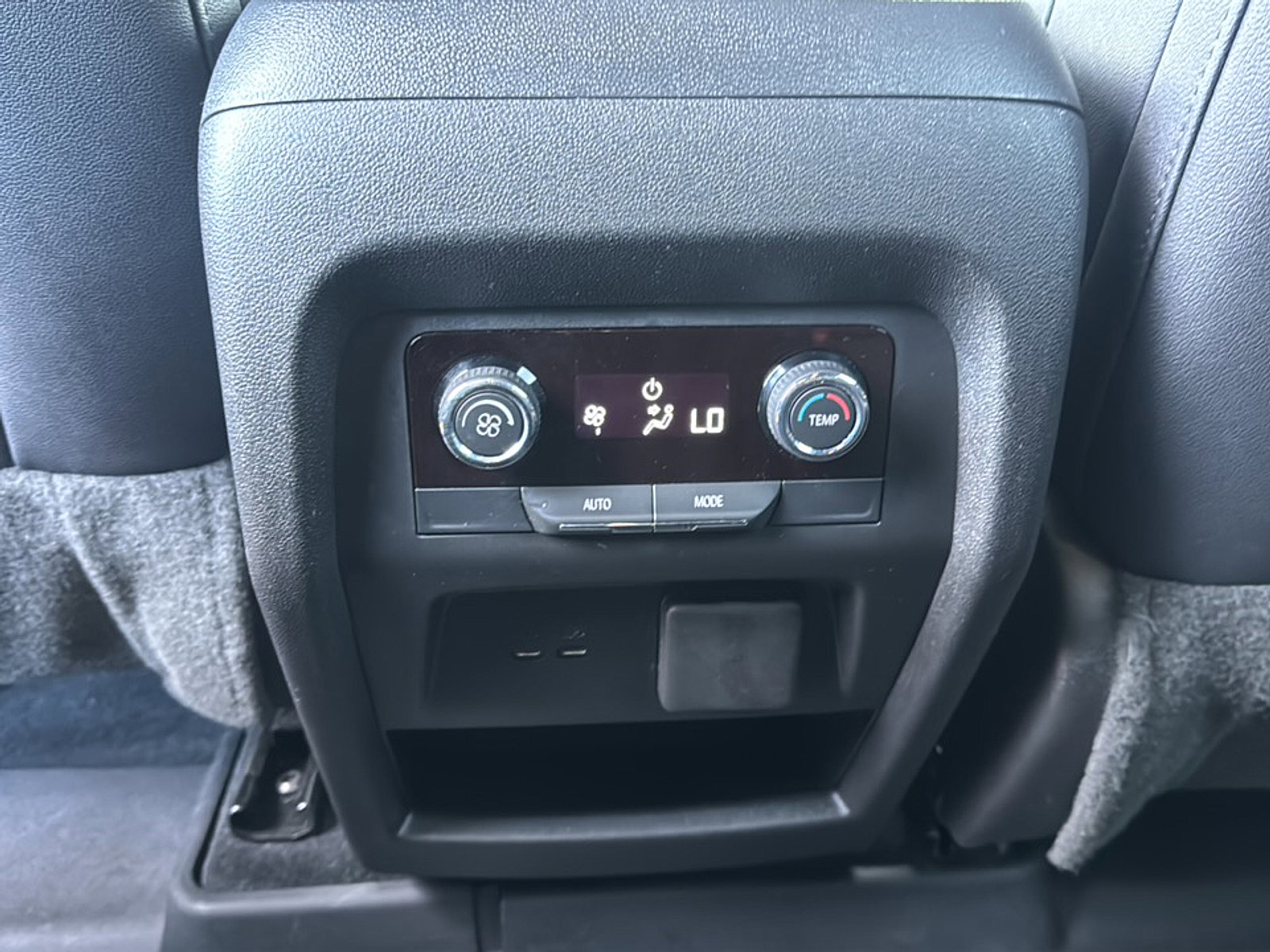 Used 2024 Chevrolet Traverse Z71 w/ LPO, Floor Liner Package image 22