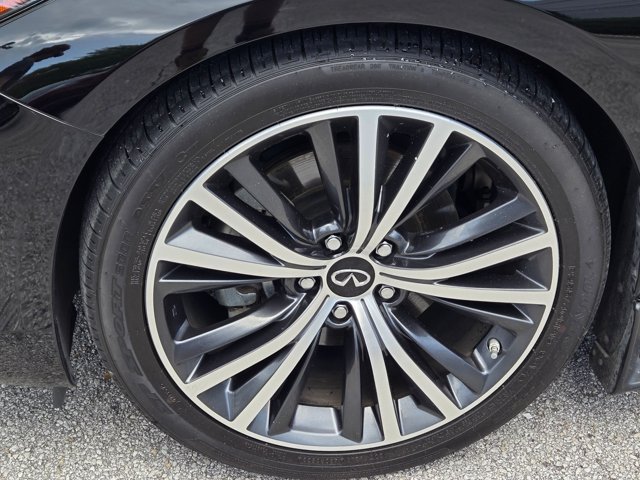 Used 2022 INFINITI Q60 3.0t Luxe w/ Essential Package RWD image 21