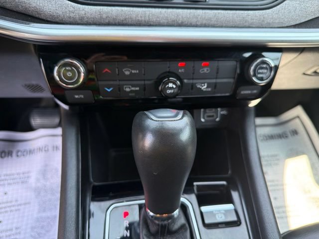 Used 2024 Jeep Compass Latitude AWD/4WD image 18