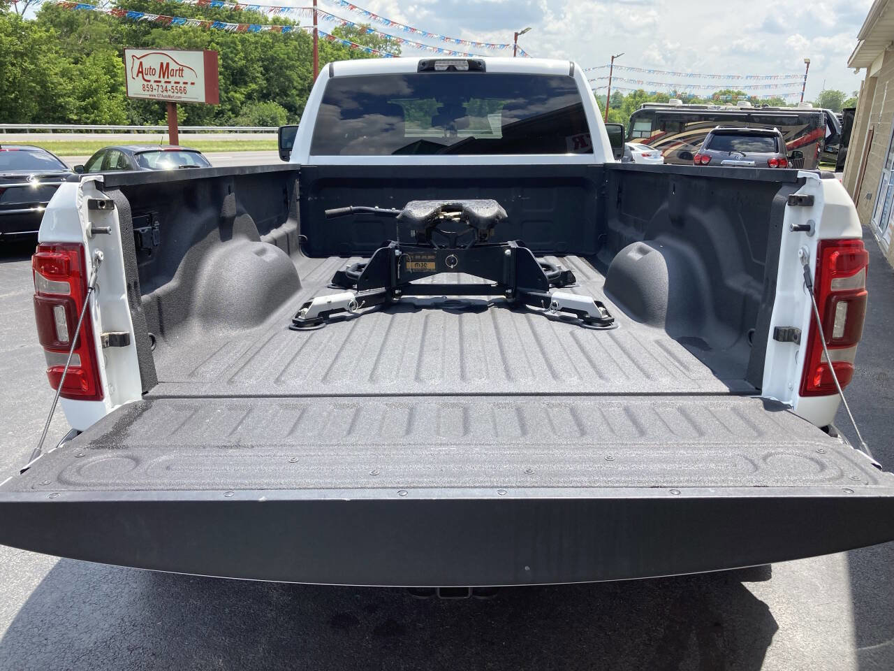 Used 2023 RAM 3500 Tradesman w/ Towing Technology Group image 8