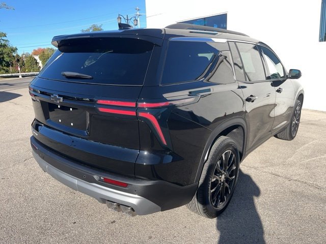 New 2026 Chevrolet Traverse LT w/ Sun and Wheel Package image 5