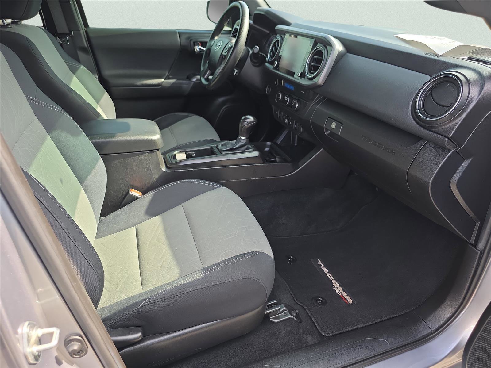 Used 2021 Toyota Tacoma TRD Sport image 33
