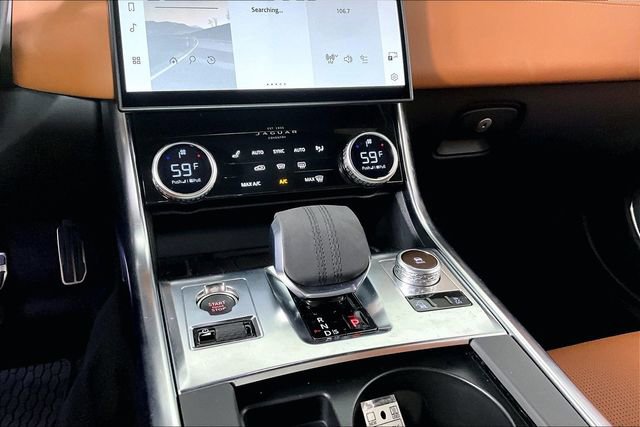 Used 2022 Jaguar XF R-Dynamic SE AWD/4WD image 8