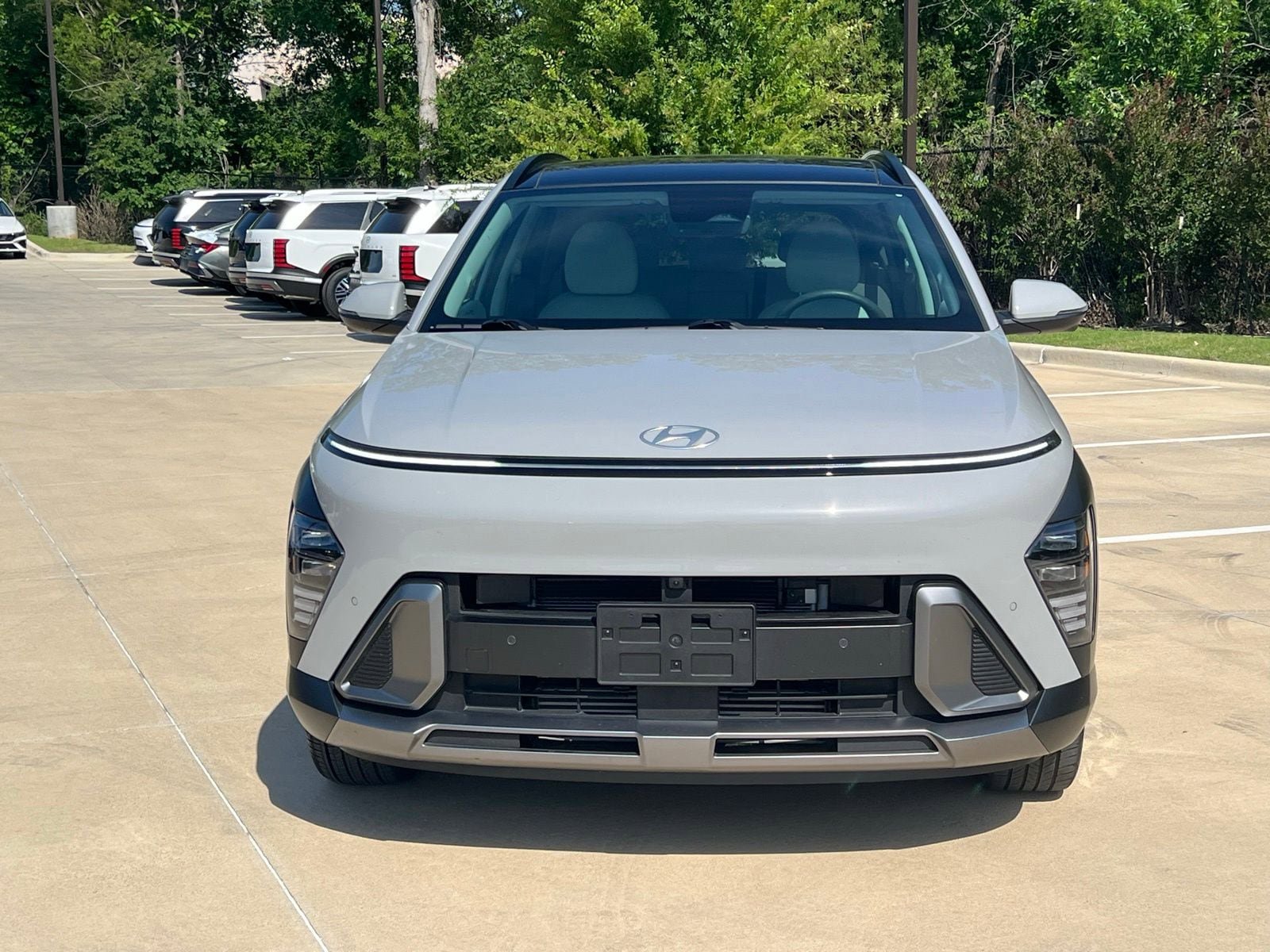 Certified 2024 Hyundai Kona Limited FWD image 2