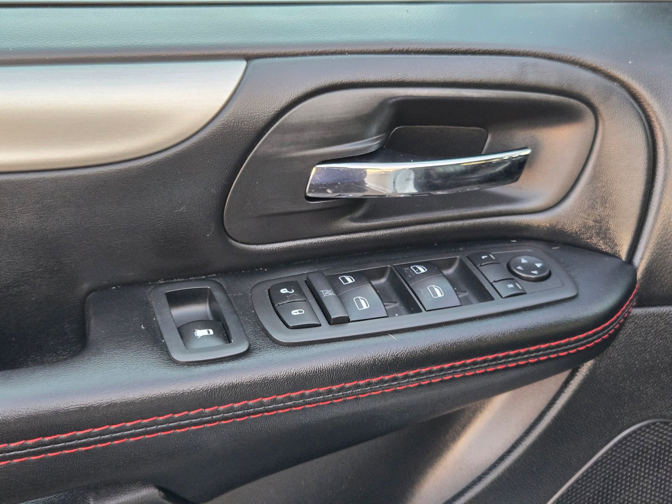 Used 2019 Dodge Grand Caravan GT FWD image 21