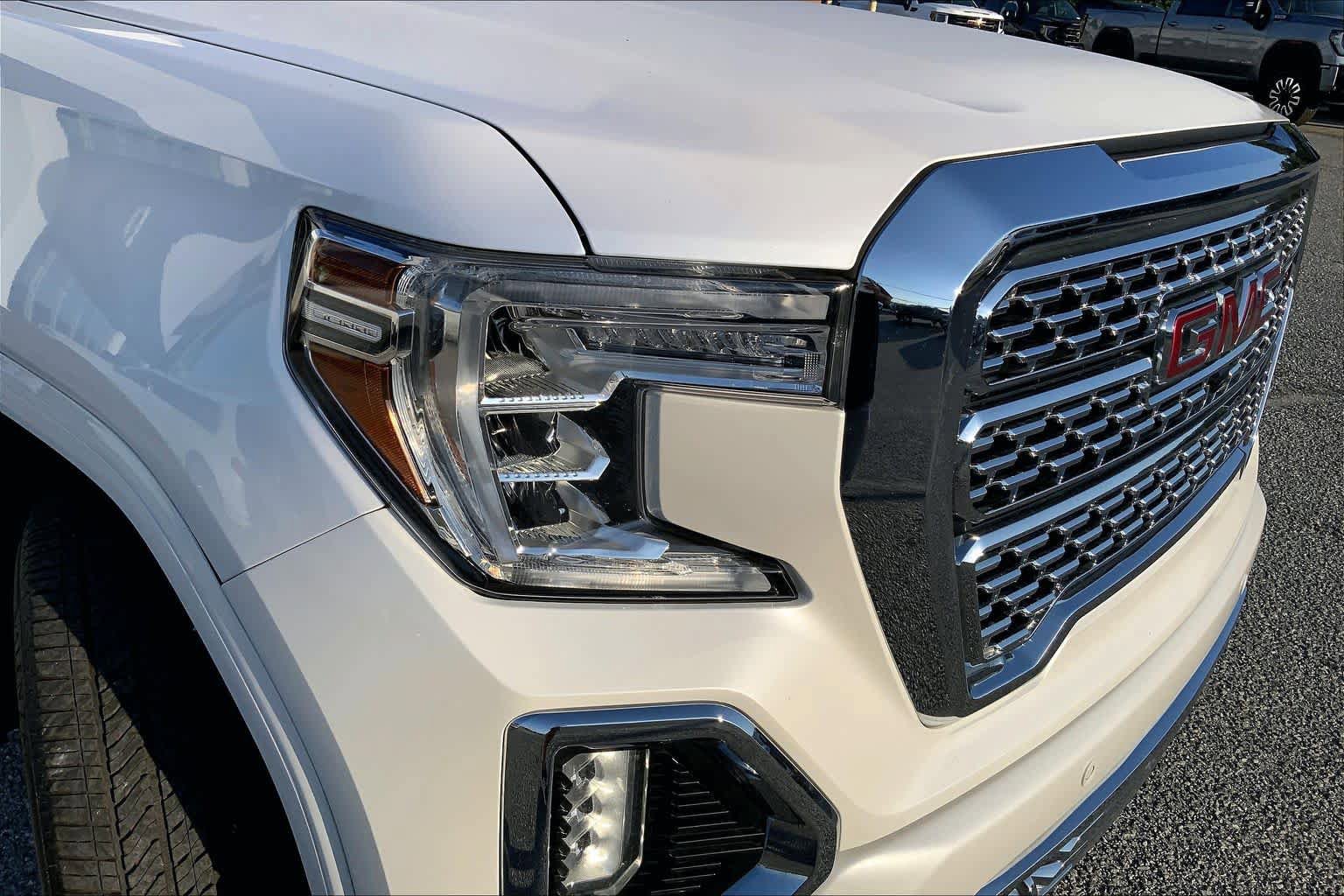Used 2022 GMC Sierra 1500 Denali w/ Denali Reserve Package AWD/4WD image 26