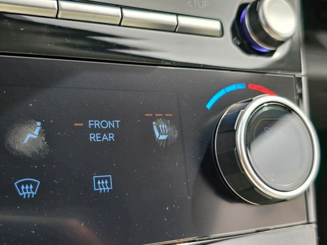 Certified 2025 Hyundai Santa Fe SEL image 8