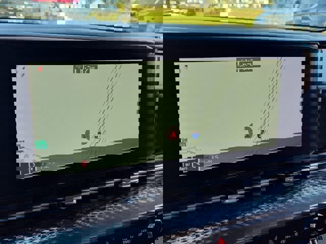 Used 2022 Kia Carnival SX Prestige image 33