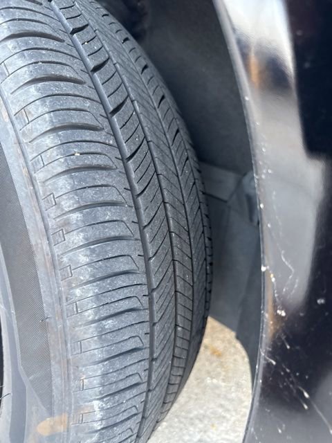 Used 2025 Honda HR-V EX-L image 11