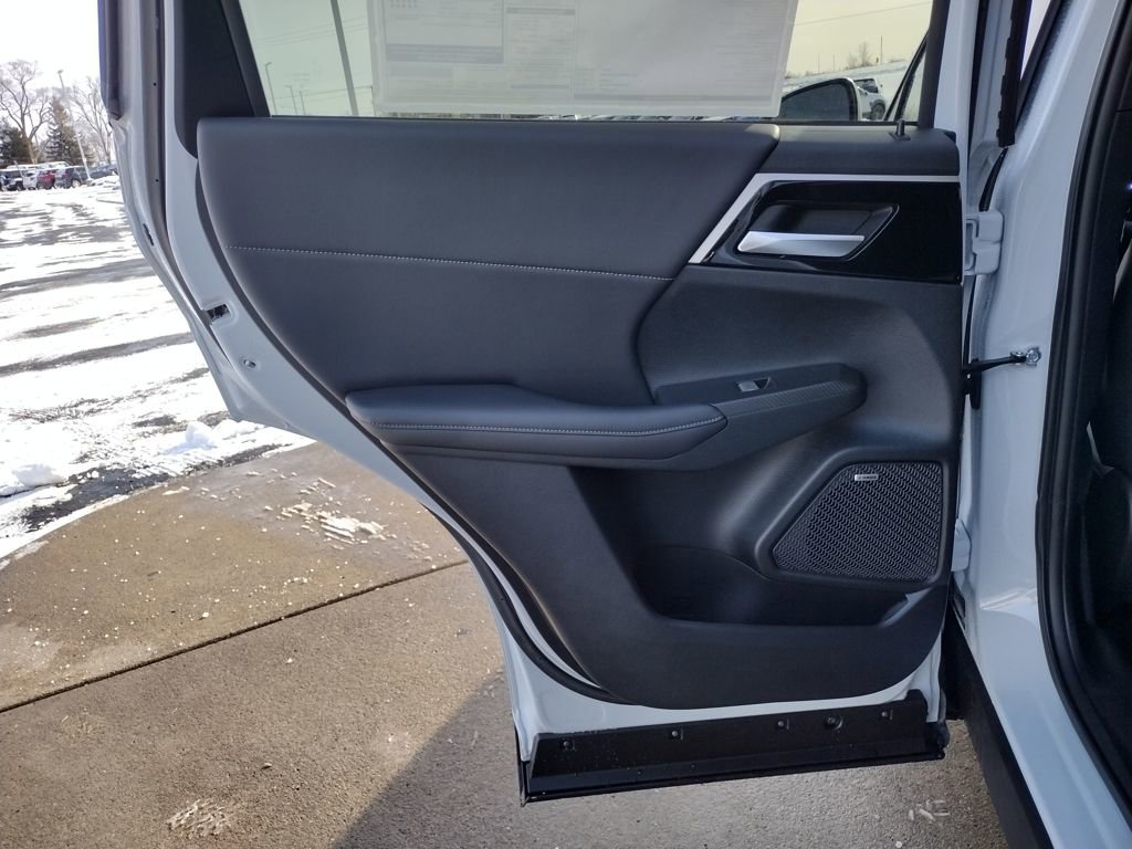 New 2026 Mitsubishi Outlander Trail Edition image 31