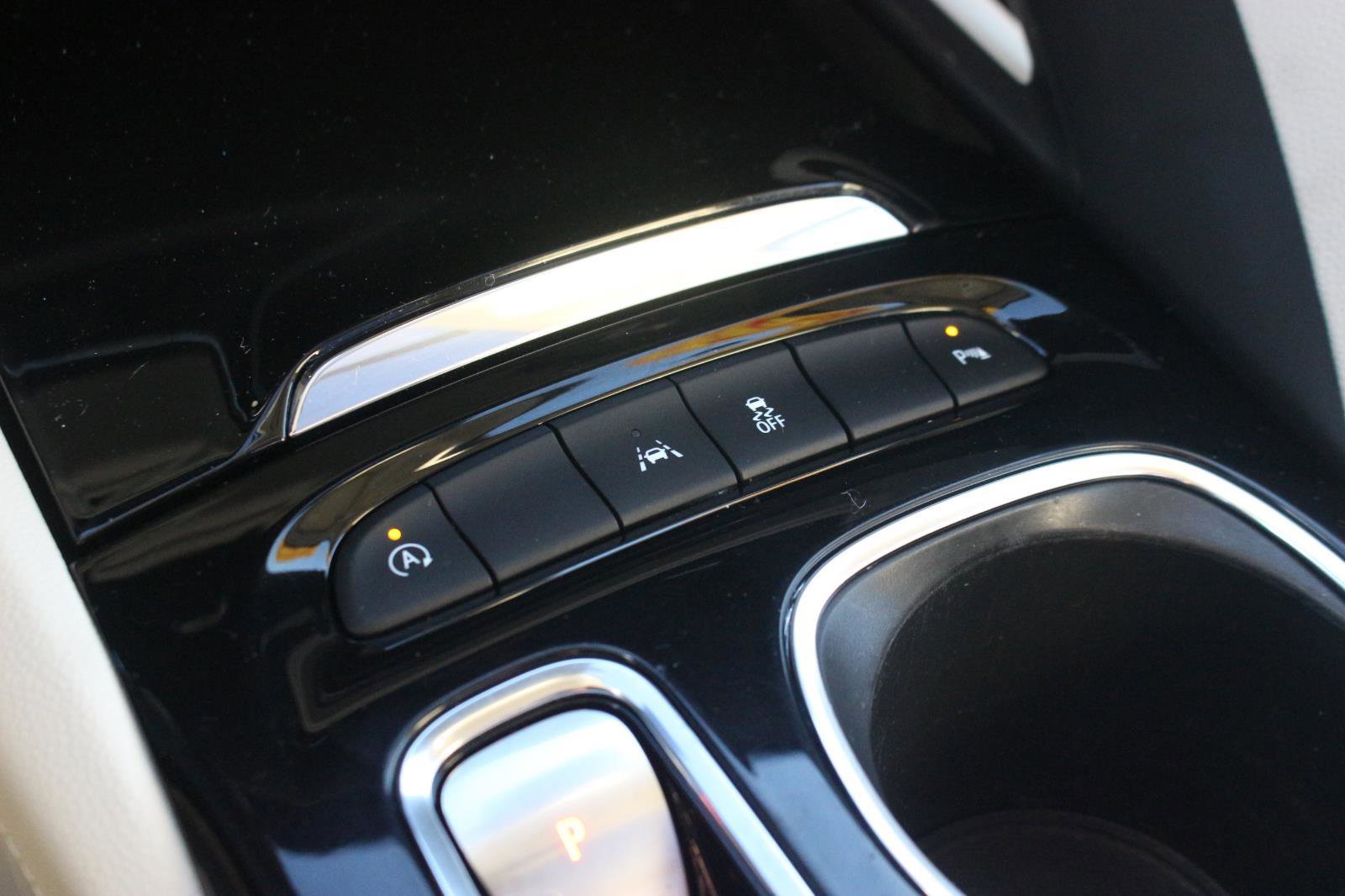 Used 2022 Buick Envision Avenir w/ Safety Package image 24