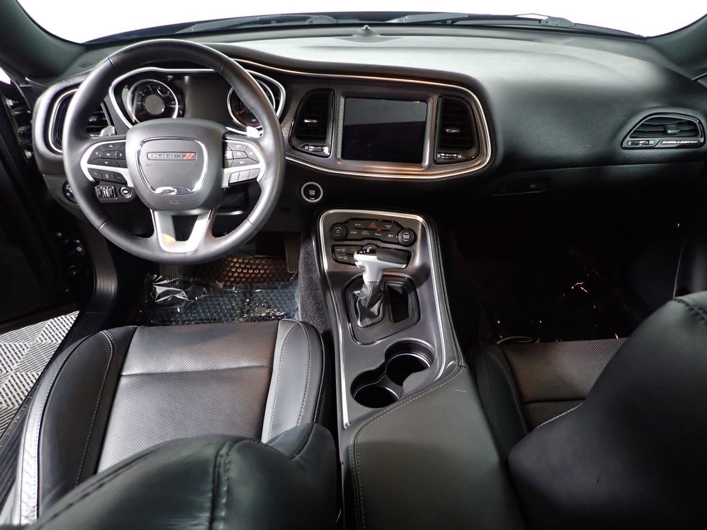 Used 2018 Dodge Challenger GT image 37