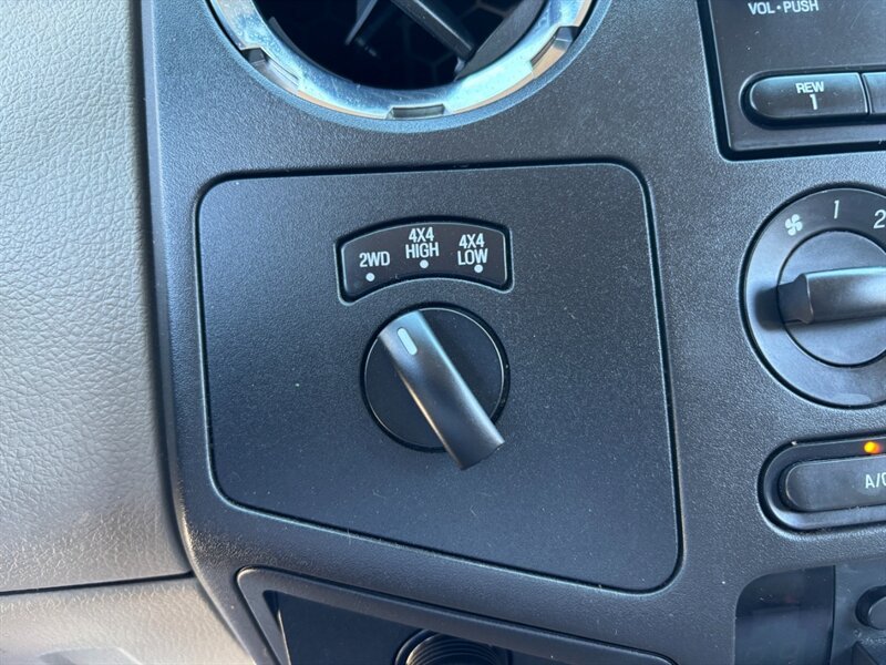 Used 2008 Ford F250 XLT AWD/4WD image 17