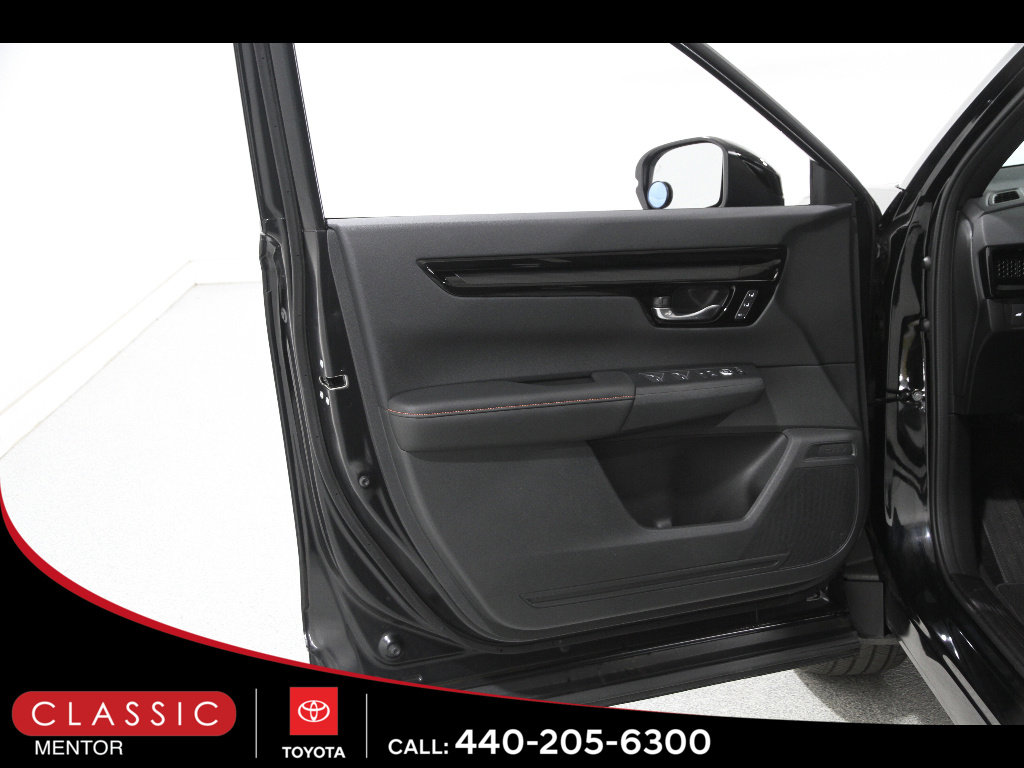 Used 2026 Honda CR-V Sport Touring image 4