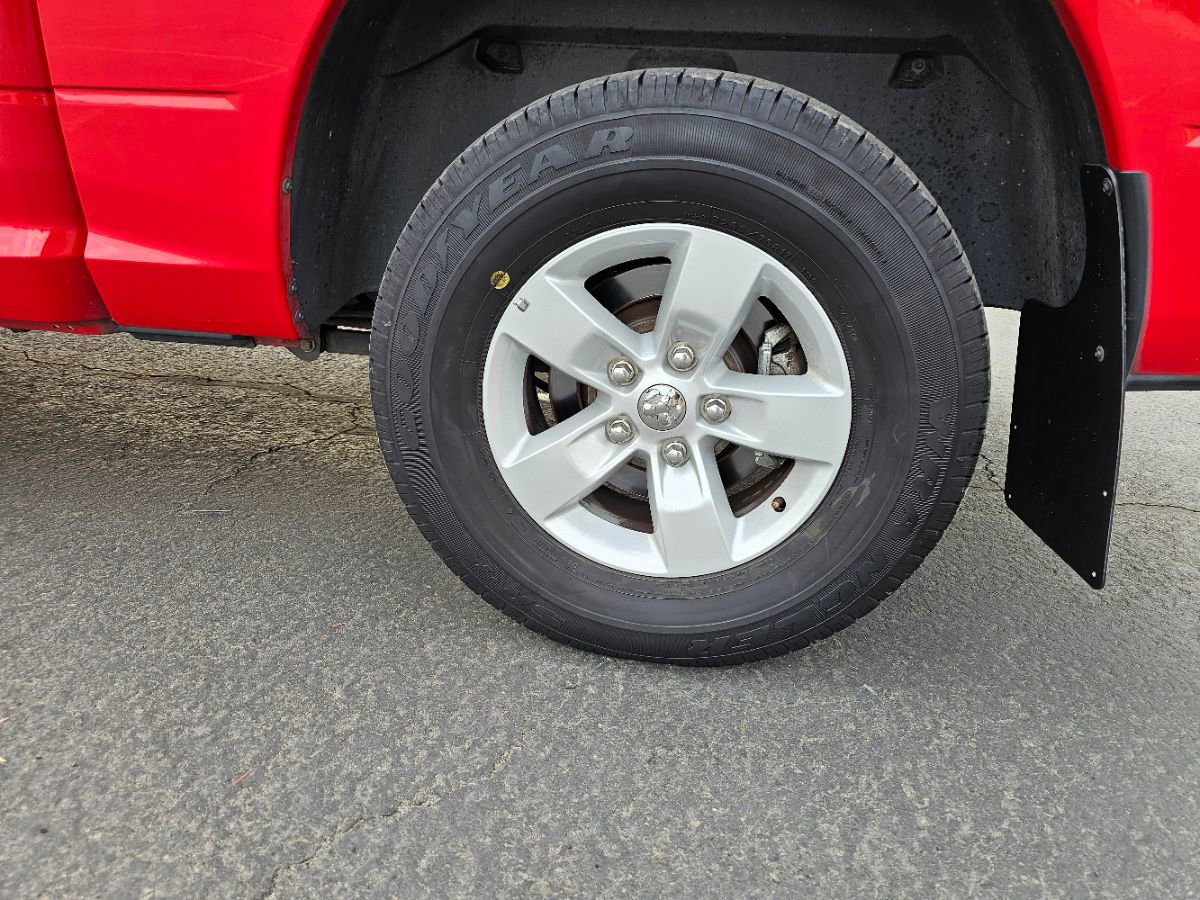 Used 2023 RAM 1500 Classic SLT w/ Trailer & Traction Group image 20