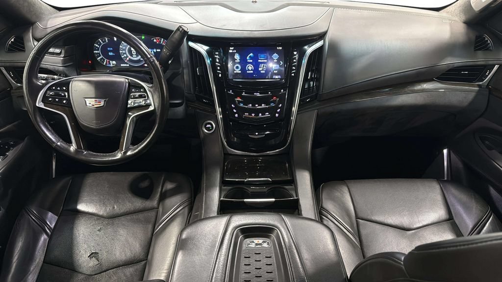 Used 2017 Cadillac Escalade Platinum AWD/4WD image 19
