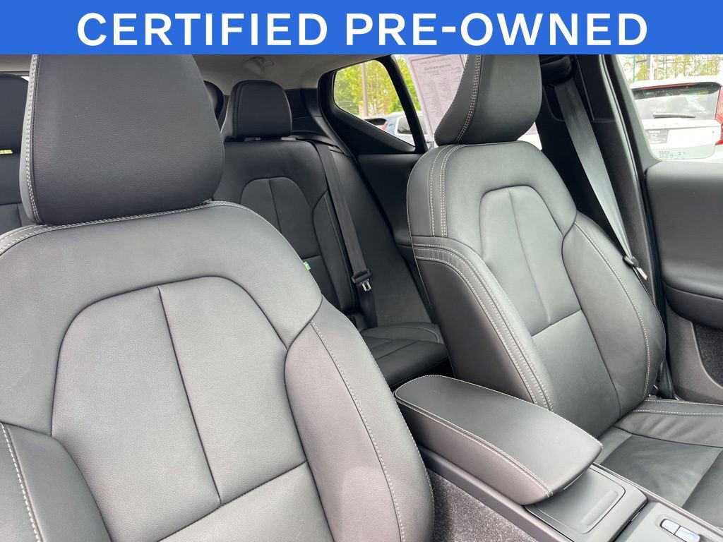 Certified 2024 Volvo XC40 B5 Core AWD/4WD image 21