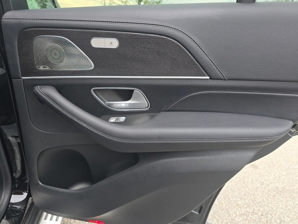 Used 2024 Mercedes-Benz GLE 450 4MATIC image 23