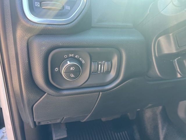 New 2026 RAM 3500 Big Horn AWD/4WD image 8
