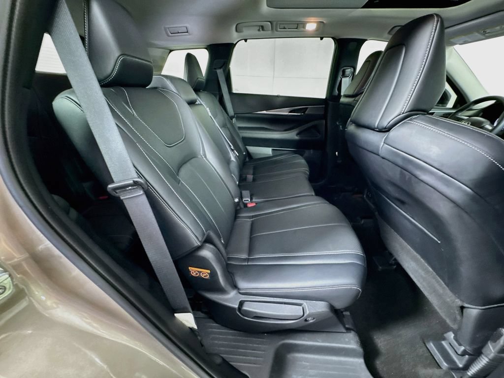 Certified 2023 INFINITI QX60 Luxe AWD/4WD image 39