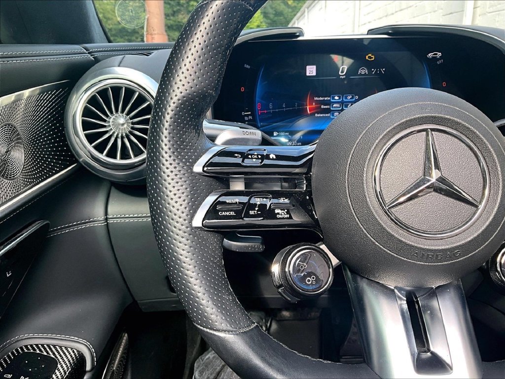 Used 2022 Mercedes-Benz SL 63 AMG 4MATIC image 23