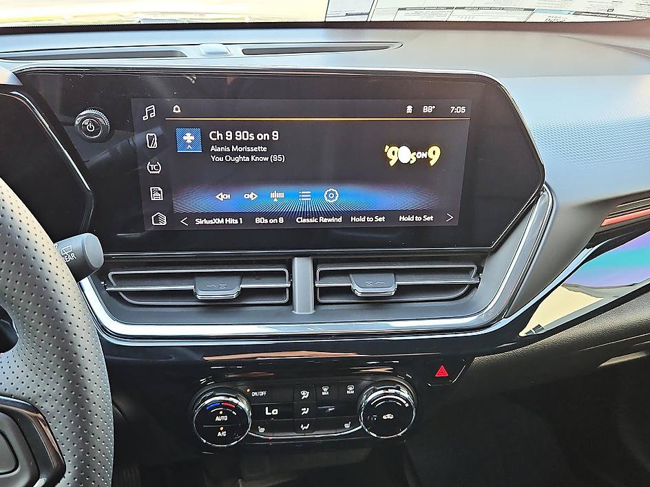 New 2026 Chevrolet Trax RS w/ Sunroof Package FWD image 18