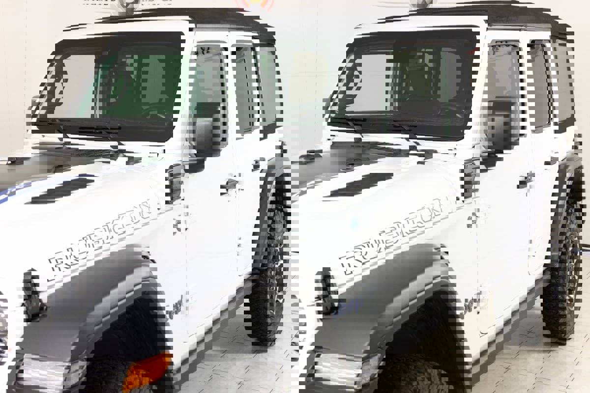 Used 2022 Jeep Wrangler Unlimited Rubicon 4xe w/ Safety Group image 45