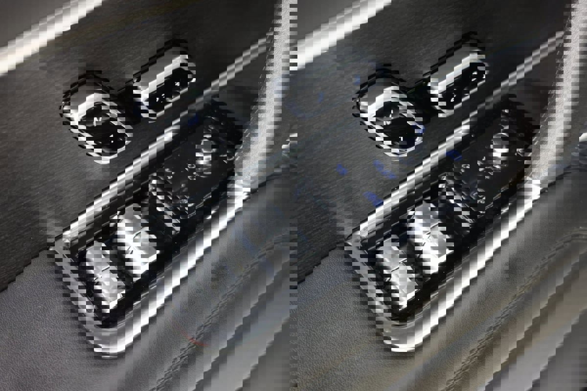 Used 2022 Land Rover Range Rover Long Wheelbase First Edition image 23