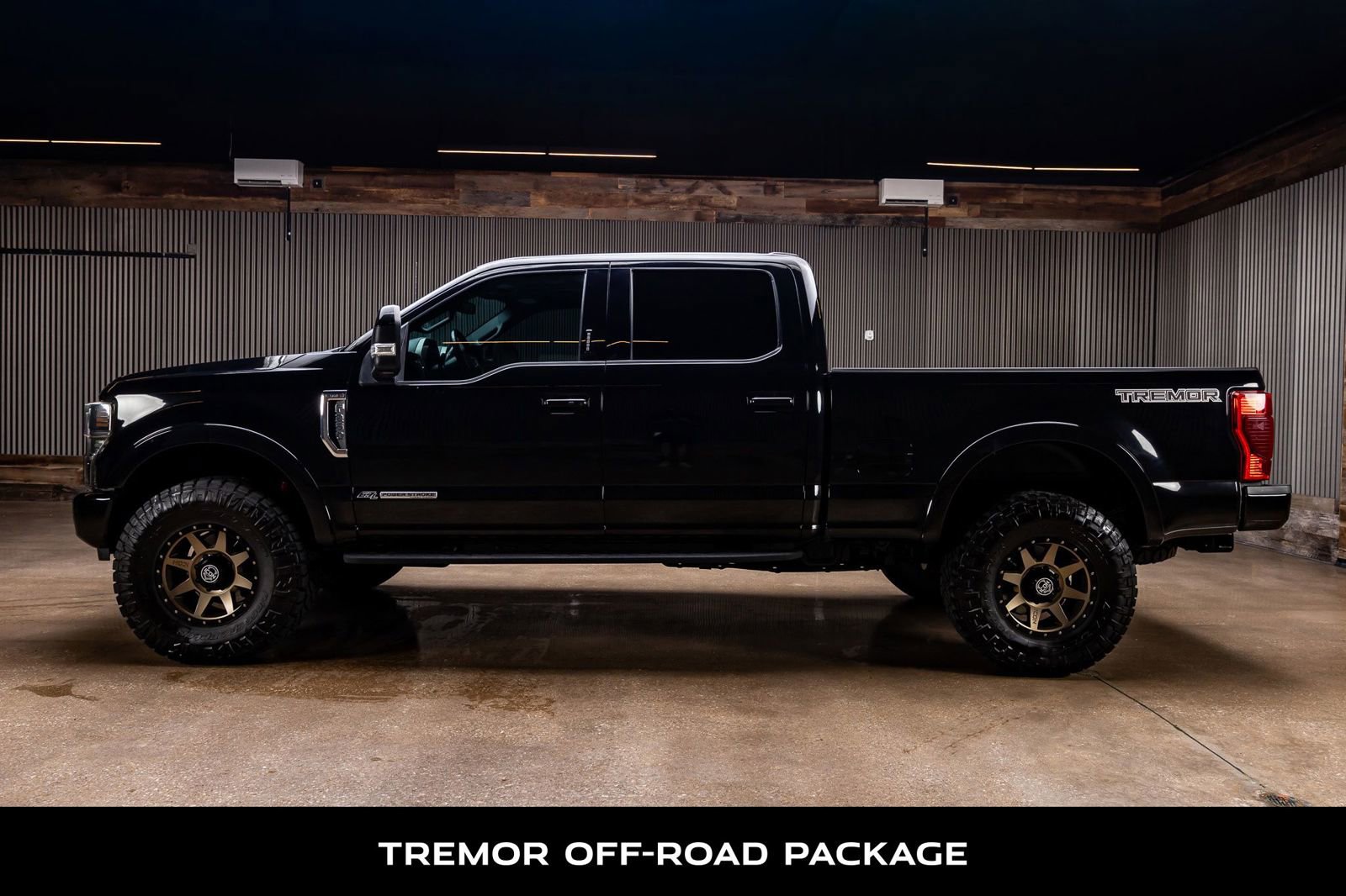 Used 2022 Ford F250 Lariat w/ Tremor Off-Road Package AWD/4WD image 5