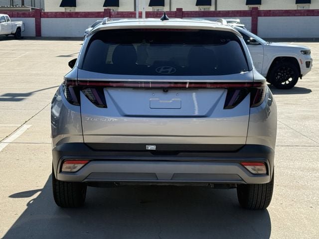 Used 2025 Hyundai Tucson SEL FWD image 5