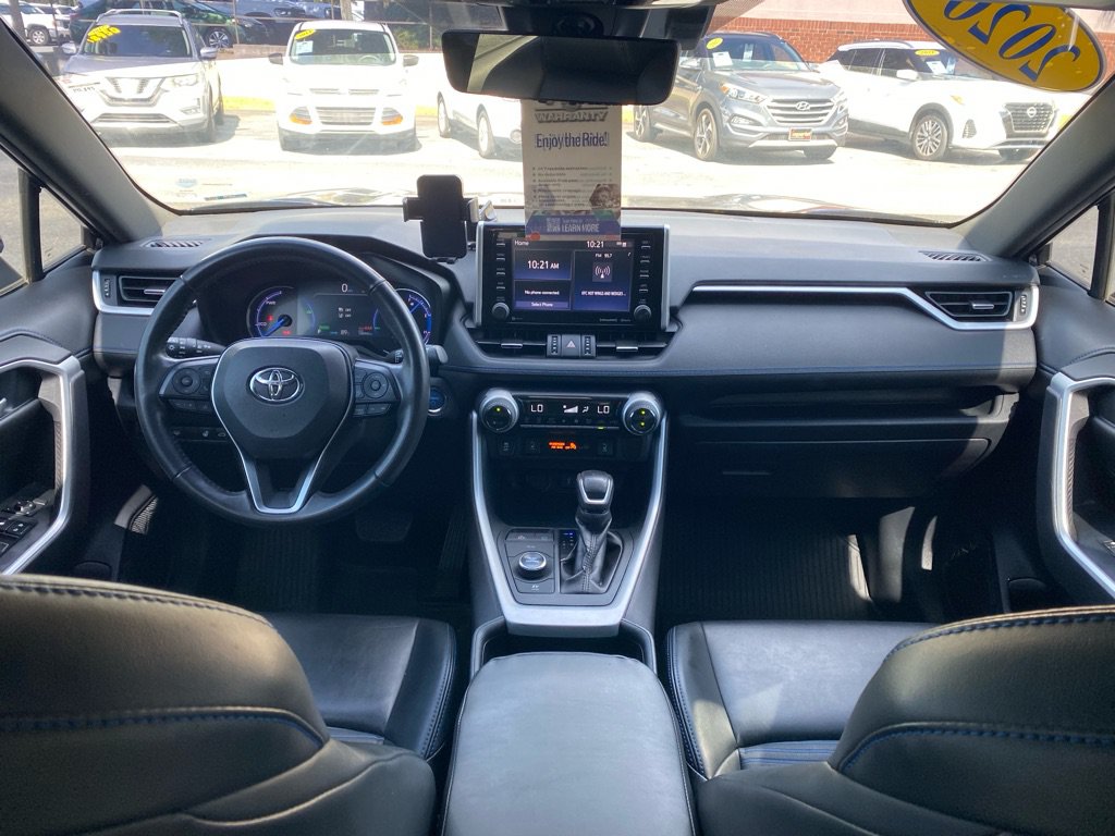 Used 2020 Toyota RAV4 XSE w/ XSE Grade Weather Package AWD/4WD image 18